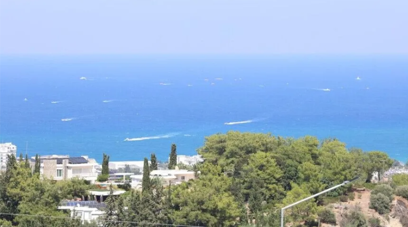Trajekt sa više od 260 putnika prevrnuo se kod sjeverne obale Kipra