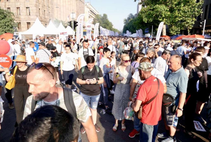 Studenti u Novom Sadu započeli kampanju za prijevremene parlamentarne izbore
