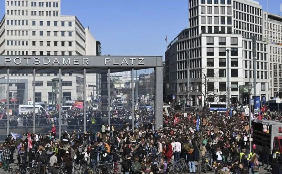 Omladina CDU-a traži preventivno raspoređivanje njemačke vojske na studentskim protestima u Berlinu