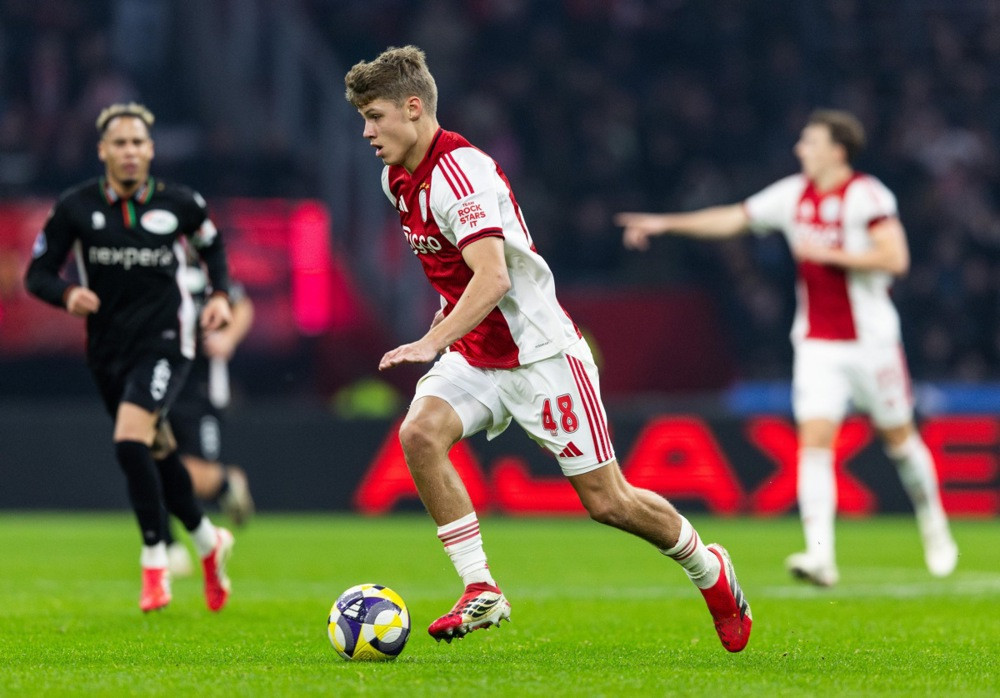 Newcastle doveo Steura iz Ajaxa