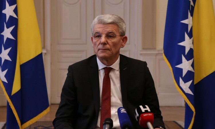 Džaferović telefonski razmijenio bajramske čestitke s Erdoganom