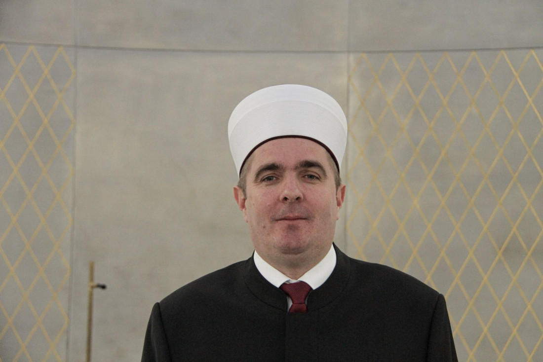 Senad-ef. Karišik povodom Noći želja: "Neka naše dove budu upućene za mir"