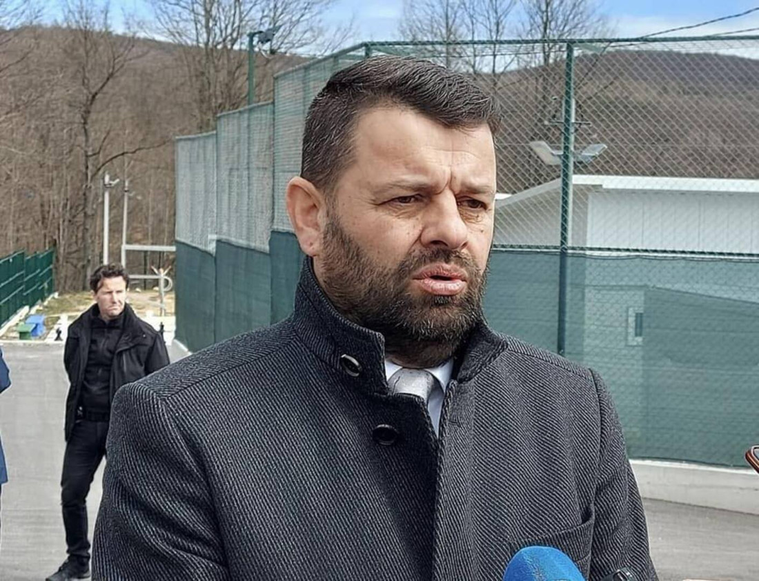 Ministar Hurtić posjetio kamp Lipa i sa austrijskom delegacijom razgovarao o nelegalno izgrađenoj pritvorskoj jedinici