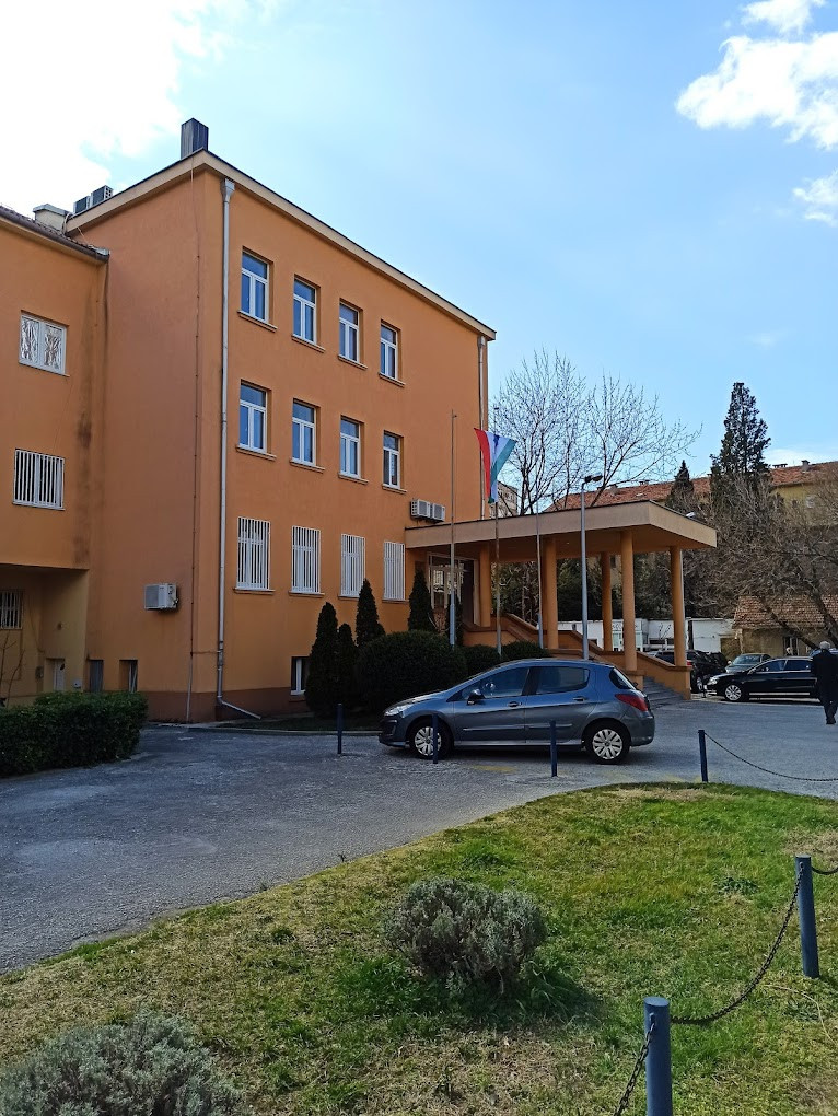 Vlada HNŽ-a na čekanju