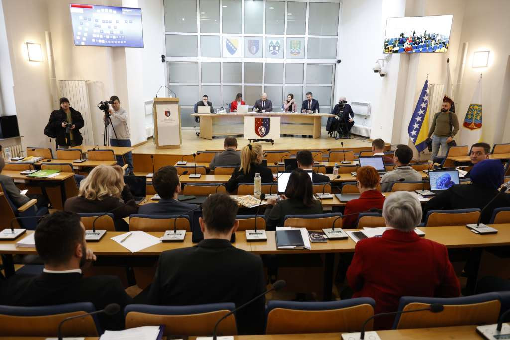 Skupština KS prihvatila programe rada svih zdravstvenih ustanova osim KCUS-a