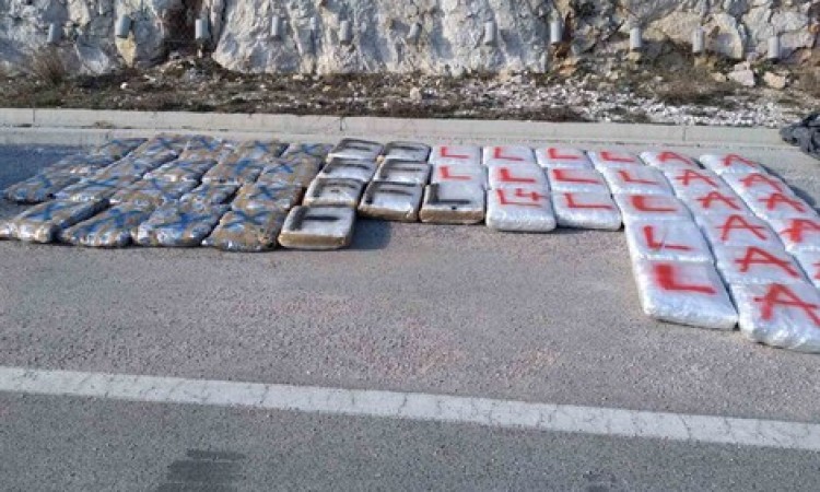 Na granici BiH i Crne Gore otkriveno 150 kilograma skanka