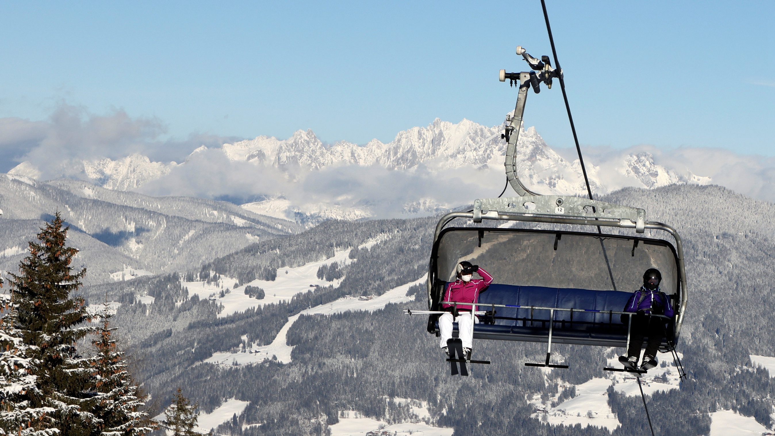Italija: Nezadovoljstvo zbog odgađanja otvaranja skijališta