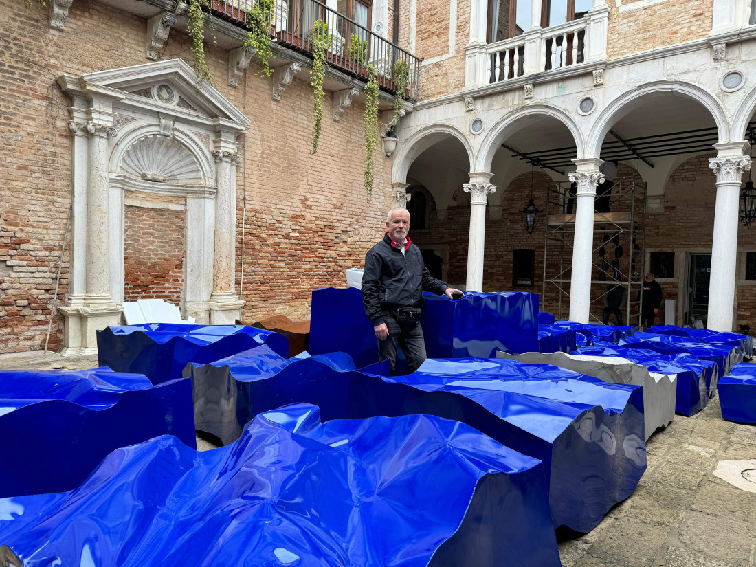 Venecijansko bijenale: U srcu Venecije započelo instaliranje umjetničkog postava "Mjera mora"