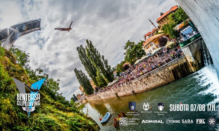 Sutra takmičenje u skokovima u vodu 'Bentbaša Cliff Diving 2021'