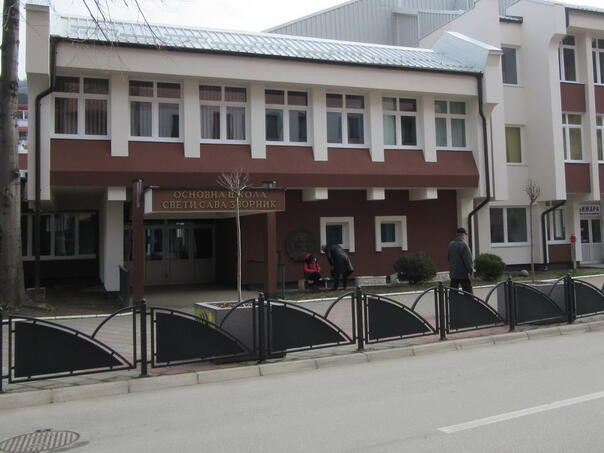Slučaj roditelja i bošnjačke djece iz OS 'Sveti Sava' Zvornik: Vrhovni sud RS-a potvrdio diskriminaciju