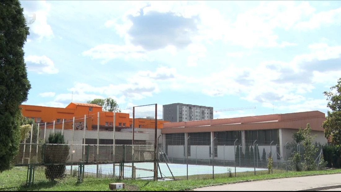 Roditelji odlučili vratiti u školu djecu koja pohađaju Odjel za autizam u Tuzli