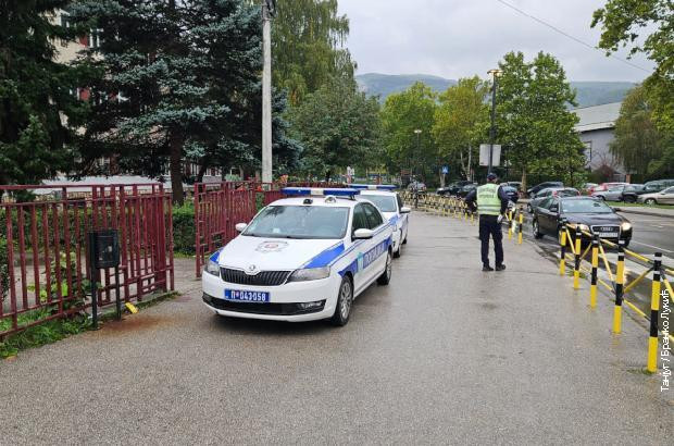 Srbija: Dojave o bomabama u školama u Novom Pazaru, Prijepolju i Vranju