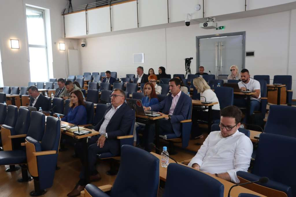 Skupština KS usvojila zakone koji preciznije uređuju oblasti rudarstva, koncesija i malu privredu