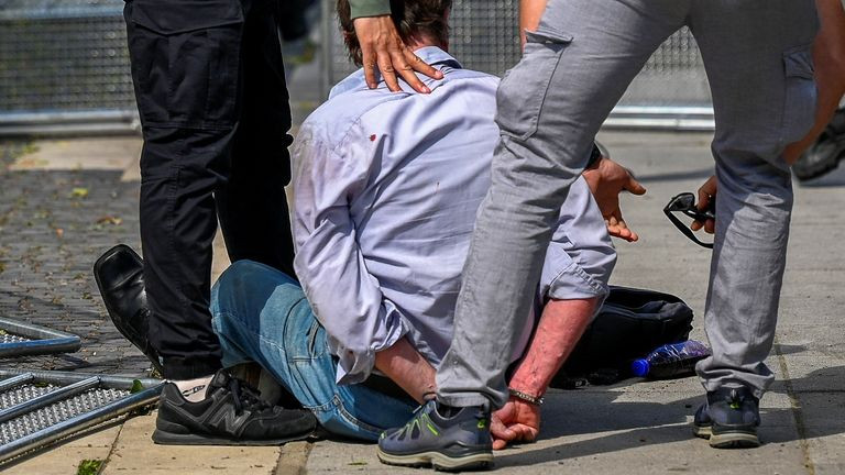 Predsjednici Rusije i SAD-a osudili atentat na slovačkog premijera