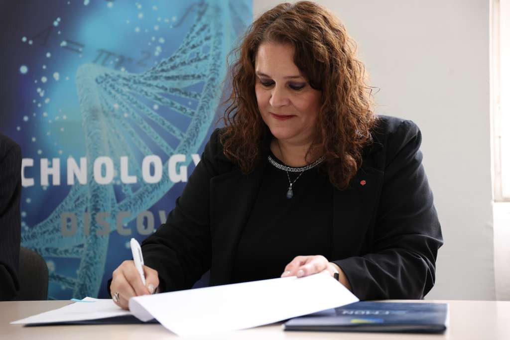 Ministrica Duraković: Podržavamo odlične učenike romske nacionalnosti