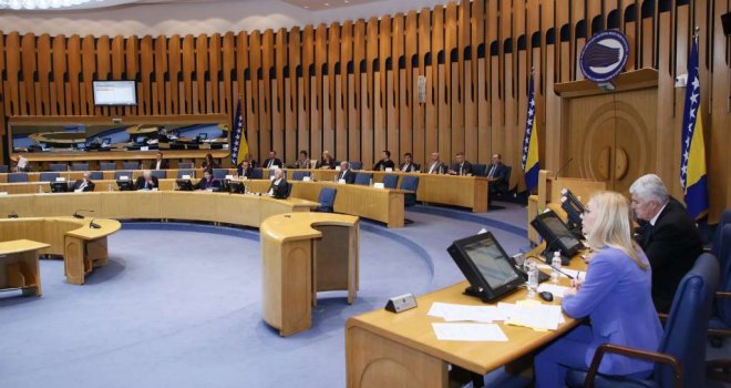 Sjednica Doma naroda otkazana zbog nedostatka kvoruma, ponovo zakazana za sutra