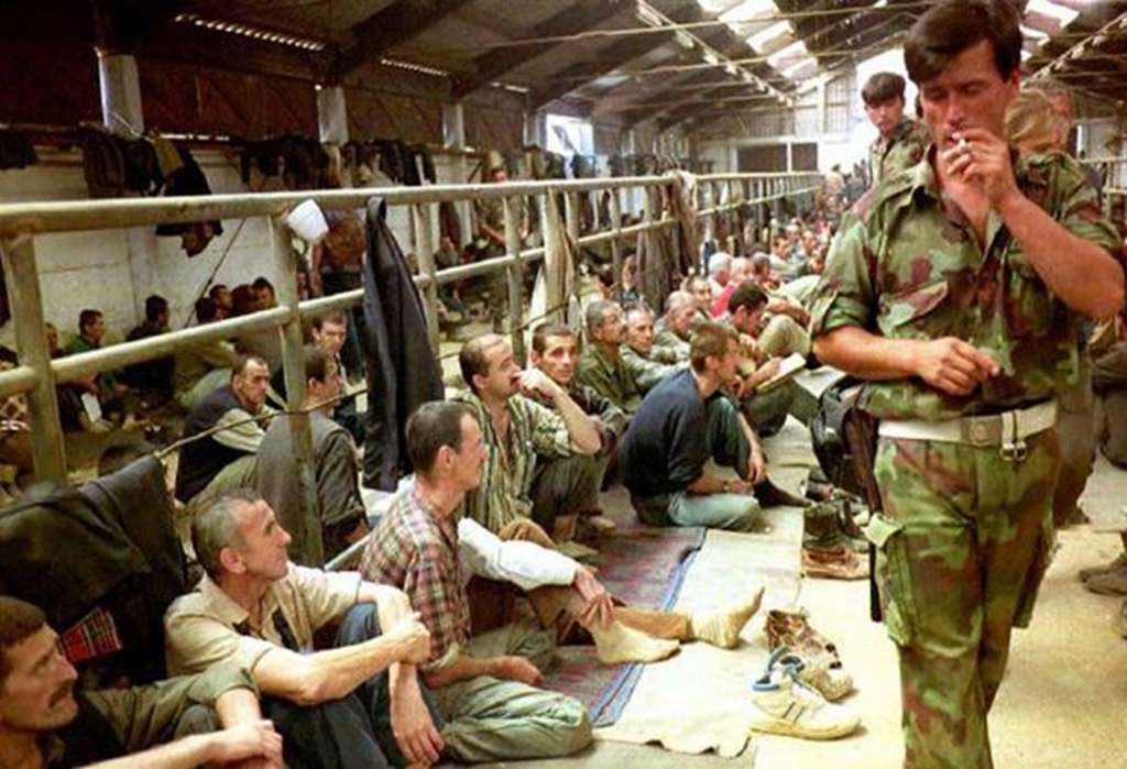 U ratu žrtve torture i poniženja, u godinama nakon rata, žrtve nebrige, nerazumijevanja...