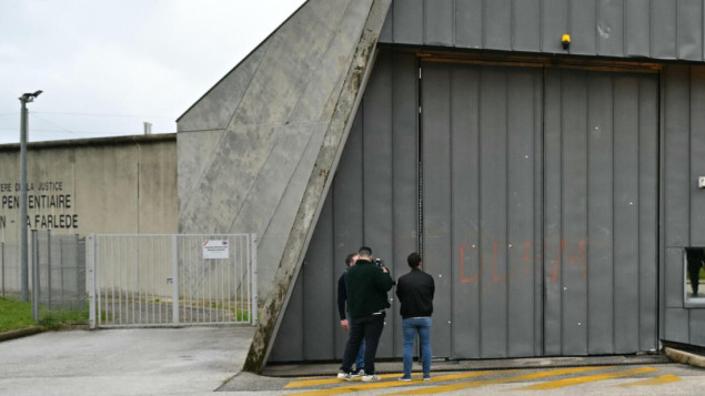 Francuske zatvore pogodio novi val napada