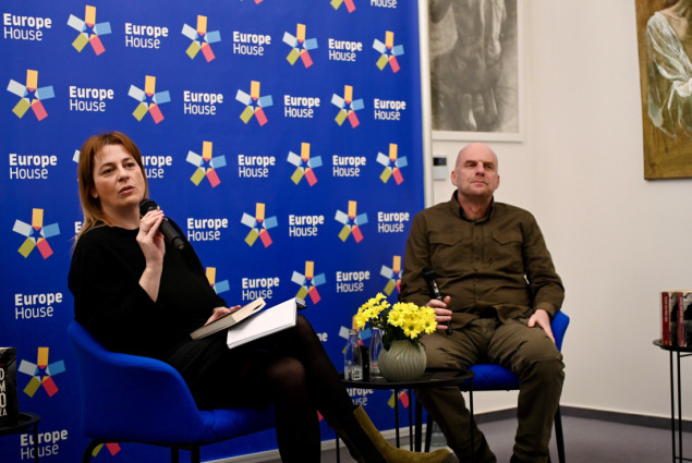 Europe House pokrenuo književni klub i okupio brojne ljubitelje pisane riječi