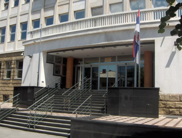 Suđenje roditeljima dječaka koji je počinio masakr u 'Ribnikaru', pripremno ročište 20. listopada