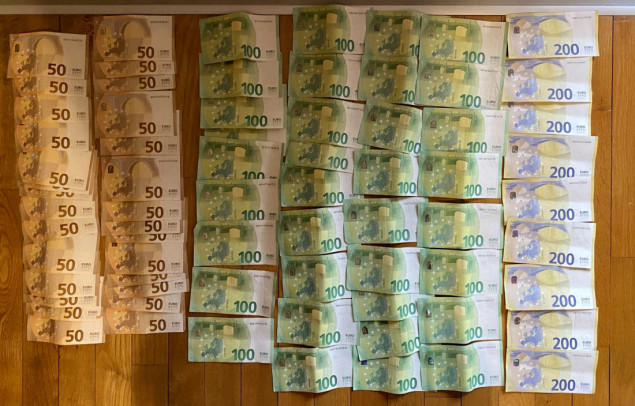 MUP Srbije uhapsio dvije osobe zbog sumnje da su novac od prodaje droge ulagali u nekretnine