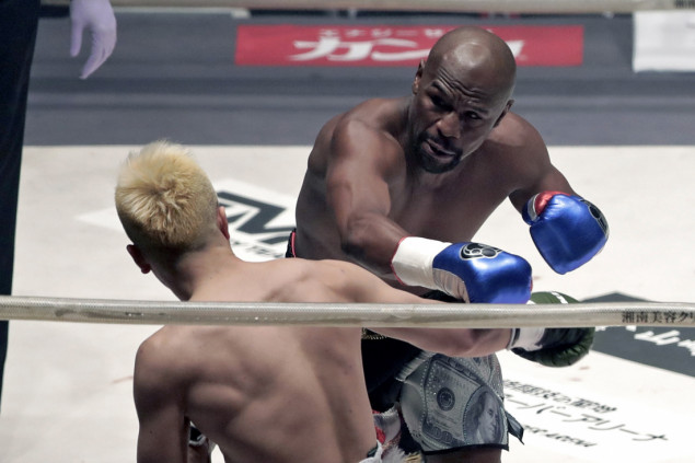 Mayweather u egzibicionom boks meču s poznatim youtuberom Olatunjijem