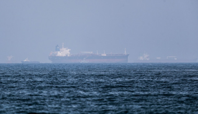 Tanker prijavio eksploziju kod Omana, gorivo ispušteno u more
