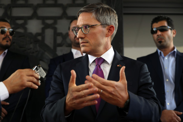 Chollet pozvao Kurtija da prihvati plan Washingtona i Bruxellesa za Kosovo