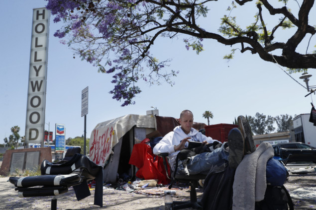 Los Angeles preseljava hiljade beskućnika u hotele