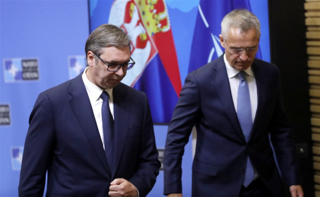 Stoltenberg telefonom razgovarao s Vučićem: Strane da se suzdrže od koraka koji bi izazvali eskalaciju na Kosovu