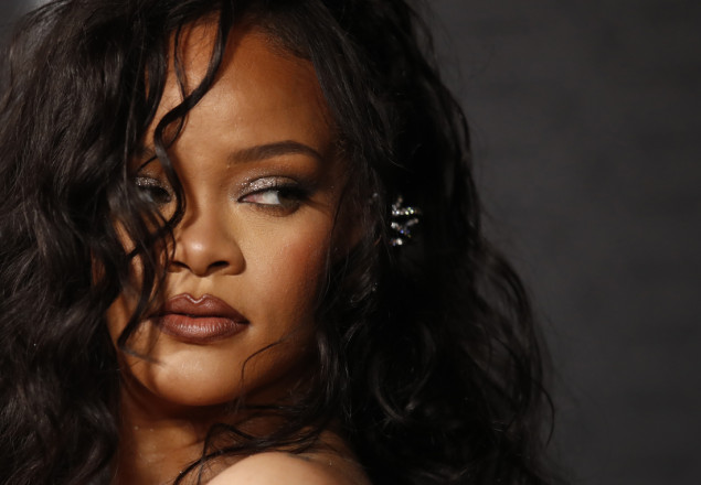 Rihanna: Nastupom na poluvremenu Super Bowla pjevačica se vraća live nastupima