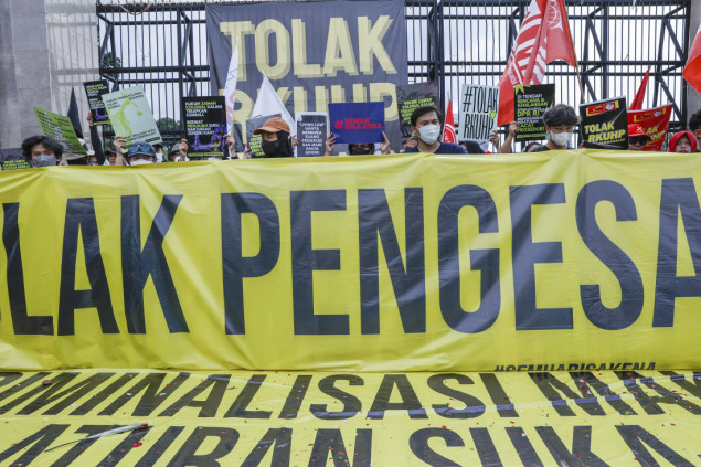 Parlament Indonezije prihvatio zakon koji zabranjuje seks izvan braka