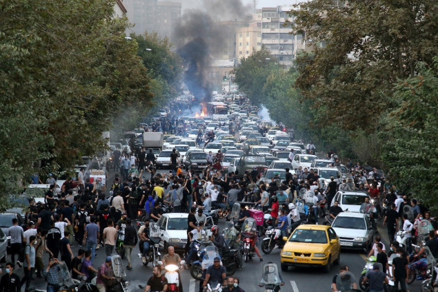 Iranske sigurnosne snage koordinirale ubistva, mučenje i seksualno zlostavljanje demonstranata, tvrdi Amnesty