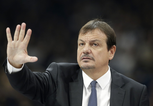 Panathinaikos potvrdio dvogodišnji ugovor s trenerom Erginom Atamanom
