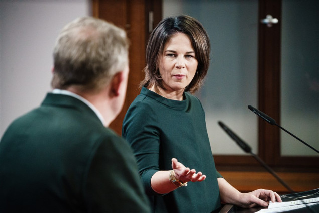 Baerbock: Narod Ukrajine brani i našu slobodu