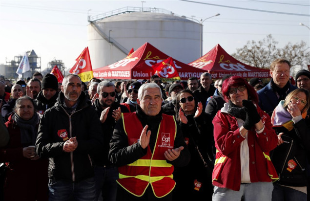 Francuska: Počeo dvodnevni štrajk zbog prijedloga penzione reforme
