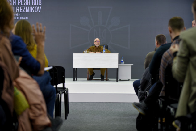 Ukrajinsko ministarstvo odbrane u previranjima u ključnom trenutku rata