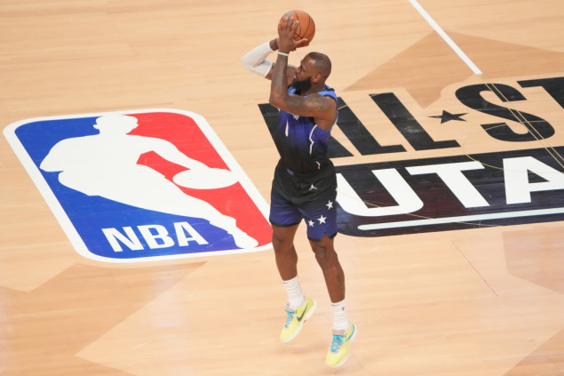 Povrijeđeni LeBron James van paketa još najmanje tri sedmice