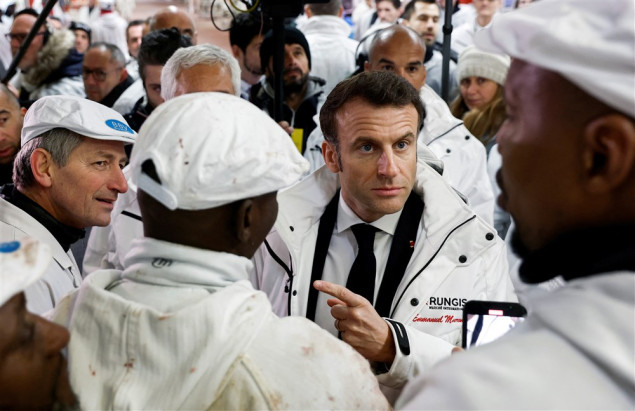 Macron: Ruska ekonomija veoma ugrožena ratom, zvanični podaci su propaganda