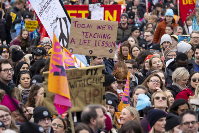 Nastavnici u Engleskoj odbili ponudu za povećanje plata, najavljuju nove štrajkove