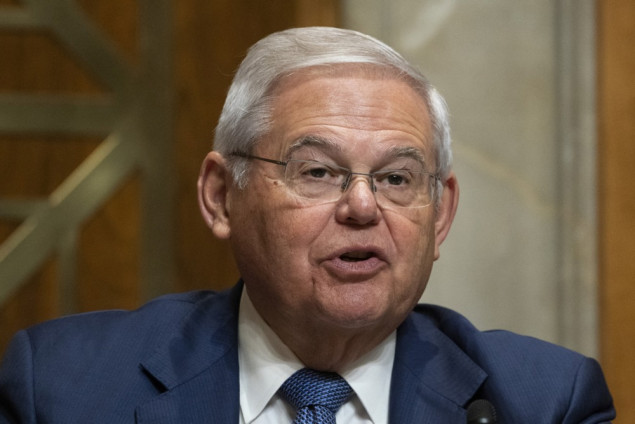 Bob Menendez odstupio s funkcije predsjedavajućeg za vanjske poslove američkog Senata