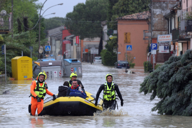 Osam osoba poginulo u poplavama u Italiji, Ravenna neprepoznatljiva