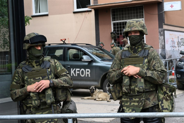 KFOR: I dalje nejasno gdje su bili kosovski policajci kada su uhapšeni