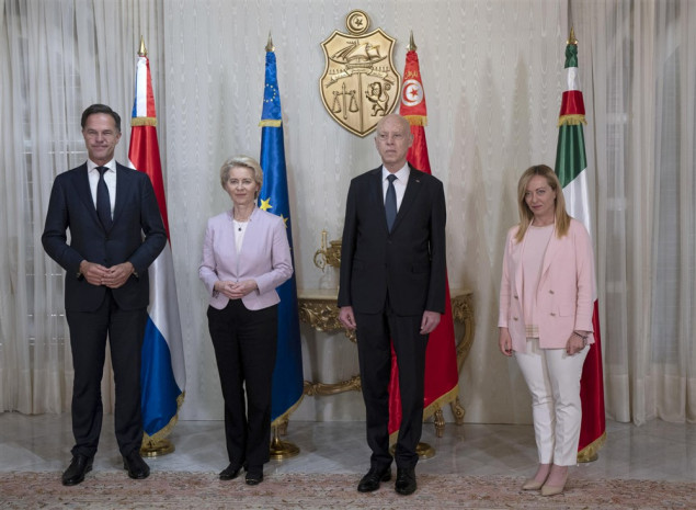 Evropski čelnici sastali se u Tunisu kako bi razgovarali o ekonomiji i migracijama