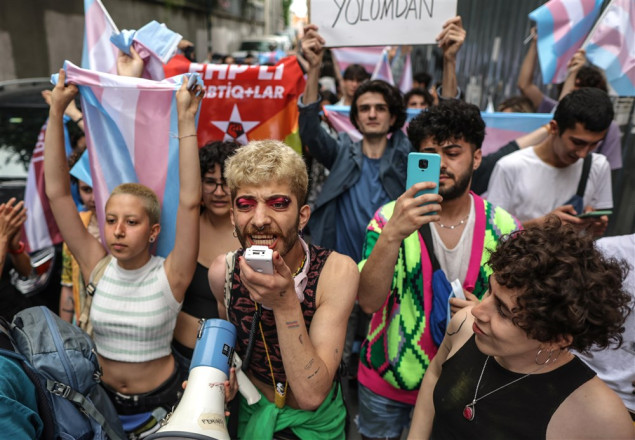 Parada ponosa u Istanbulu uprkos zabrani