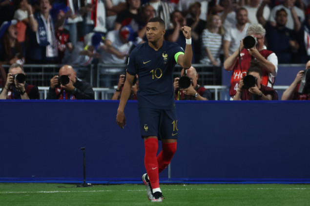 Mbappe misli da zaslužuje Zlatnu loptu
