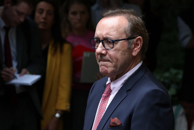 Kevin Spacey oslobođen svih devet optužbi za seksualno uznemiravanje