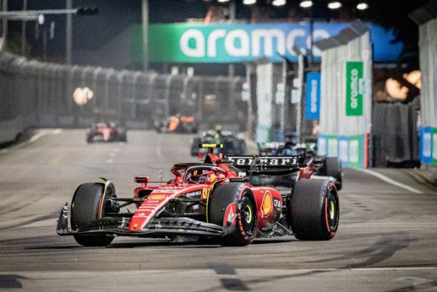 Carlos Sainz starta prvi sutra u Singapuru