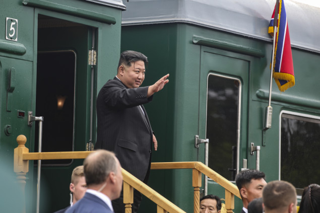 Sjevernokorejski lider Kim pozvao na jačanje ”bliskih kontakata” s Rusijom