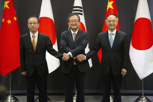Trilateralni sastanak visokih diplomata iz Kine, Južne Koreje i Japana